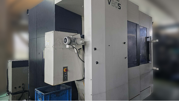 Vertical 5-Axis Machining Center MAKINO V80S
