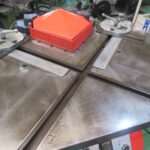 CS-220 amada cornershear table