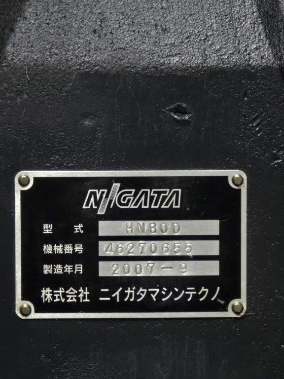 Niigata Machine Techno Horizontal Machining Center HN80D 2007 Nameplate Photo