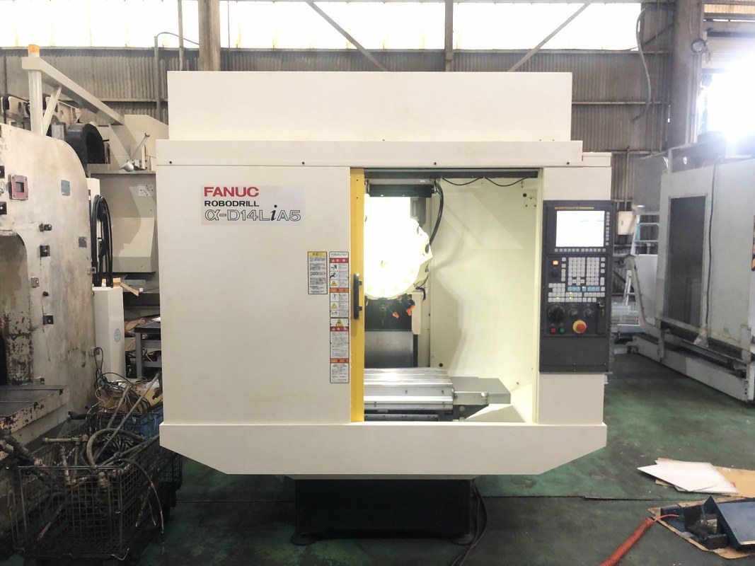 ファナック　立形マシニングセンタ　αD14LiA5　2016