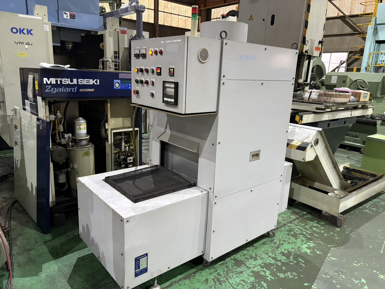 三共製/バッチ炉（熱処理炉）電気炉/SBA-500R/2013年