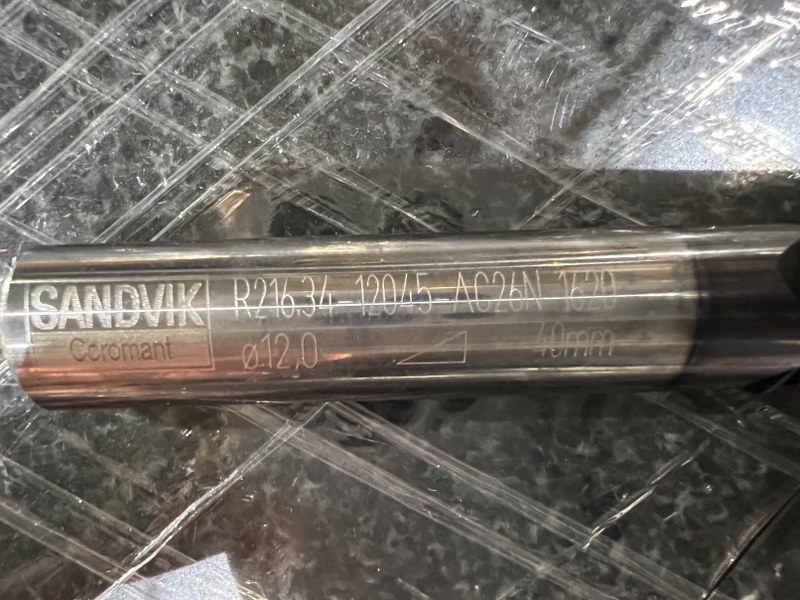 中古その他エンドミル 【コロミルプルーラ】R216.34-12045-AC26N 1620 SANDVIK/サンドビック