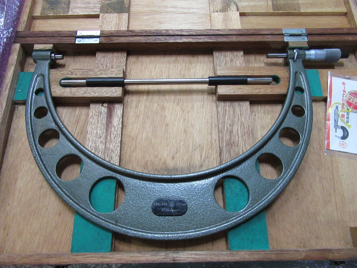 中古Outside micrometer 外側マイクロメーター 測定範囲325-350  Mitutoyo