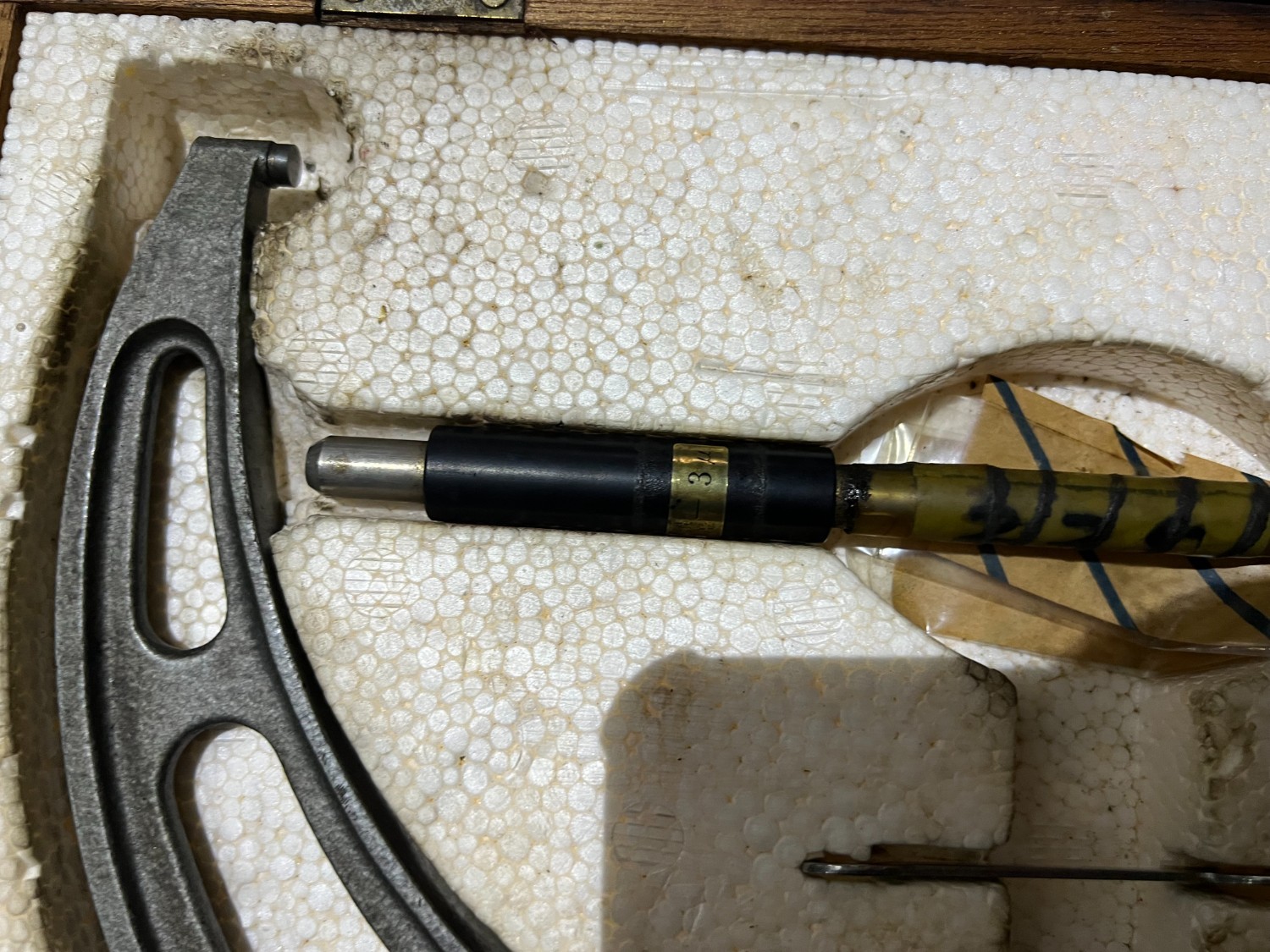 中古Outside micrometer 【外側マイクロメーター】225~250mm ミツトヨ/Mitutoyo