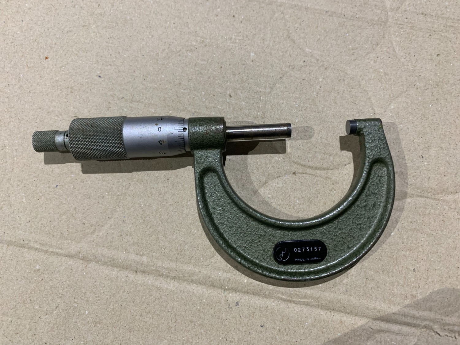 中古Outside micrometer 【外側マイクロメーター】 25-50mm　(0.01mm) ミツトヨ/Mitutoyo