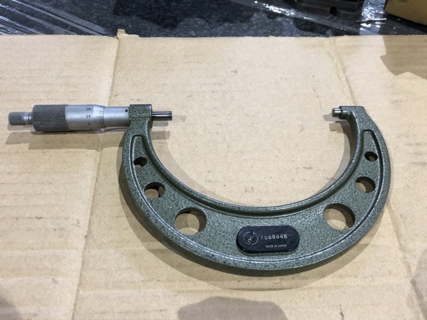 中古Outside micrometer [外側マイクロメーター ]100～125mm ミツトヨ/Mitutoyo