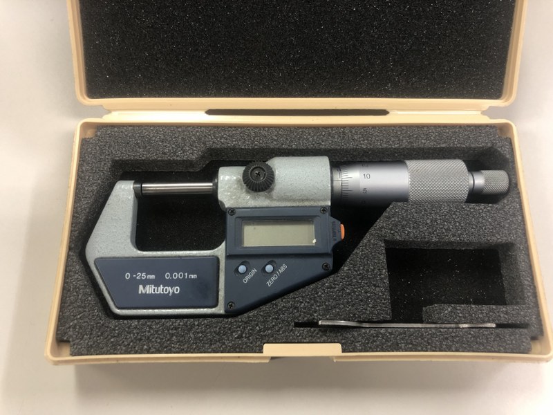 中古Outside micrometer 【デジタル外側マイクロメーター】293-421-20 ミツトヨ/Mitutoyo