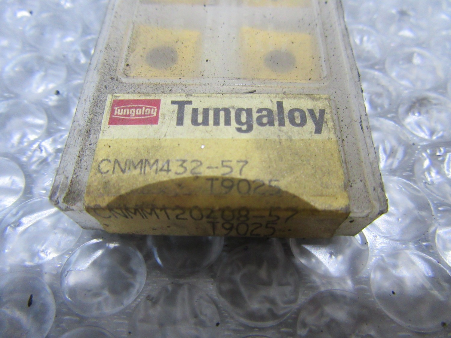 中古Cutting Exchange Chip 【チップ】CNMM432-57(T9025)  Tungaloy