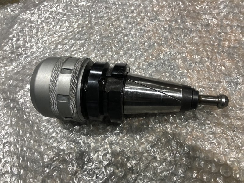 中古Tooling 「ミーリングチャック 」 MBT40S-C32-85 NIKKEN/日研