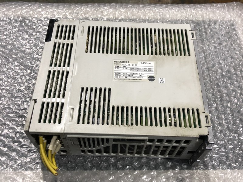 中古その他 【サーボアンプ 】MR-J2S-100A 三菱電機/MITSUBISHI