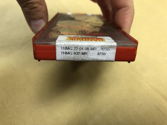 中古インサート（チップ） 【チップ】TNMG2204-08MR-4235 サンドビック/Sandvik