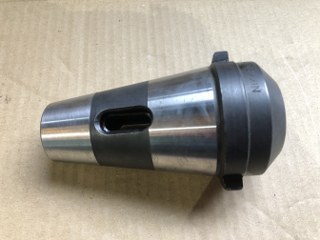 中古ツールクランプ BT50-SK6-105 日研