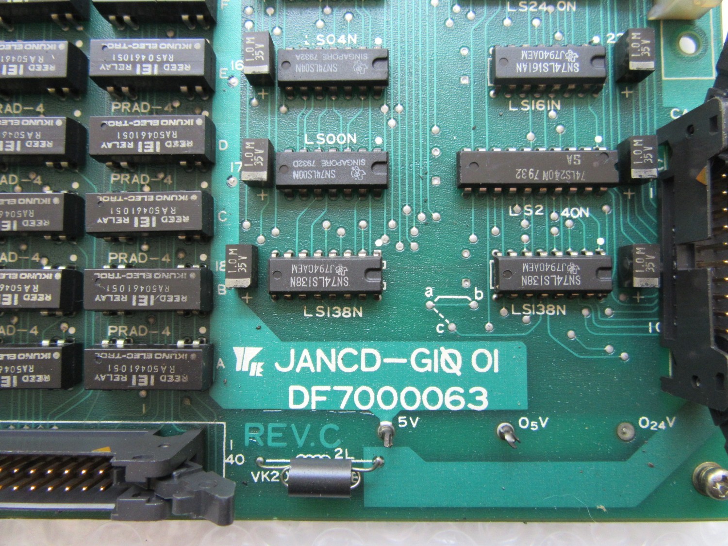 中古その他 【基板 CNC BOARD】JANCD-GI0 01 DF7000063 不明