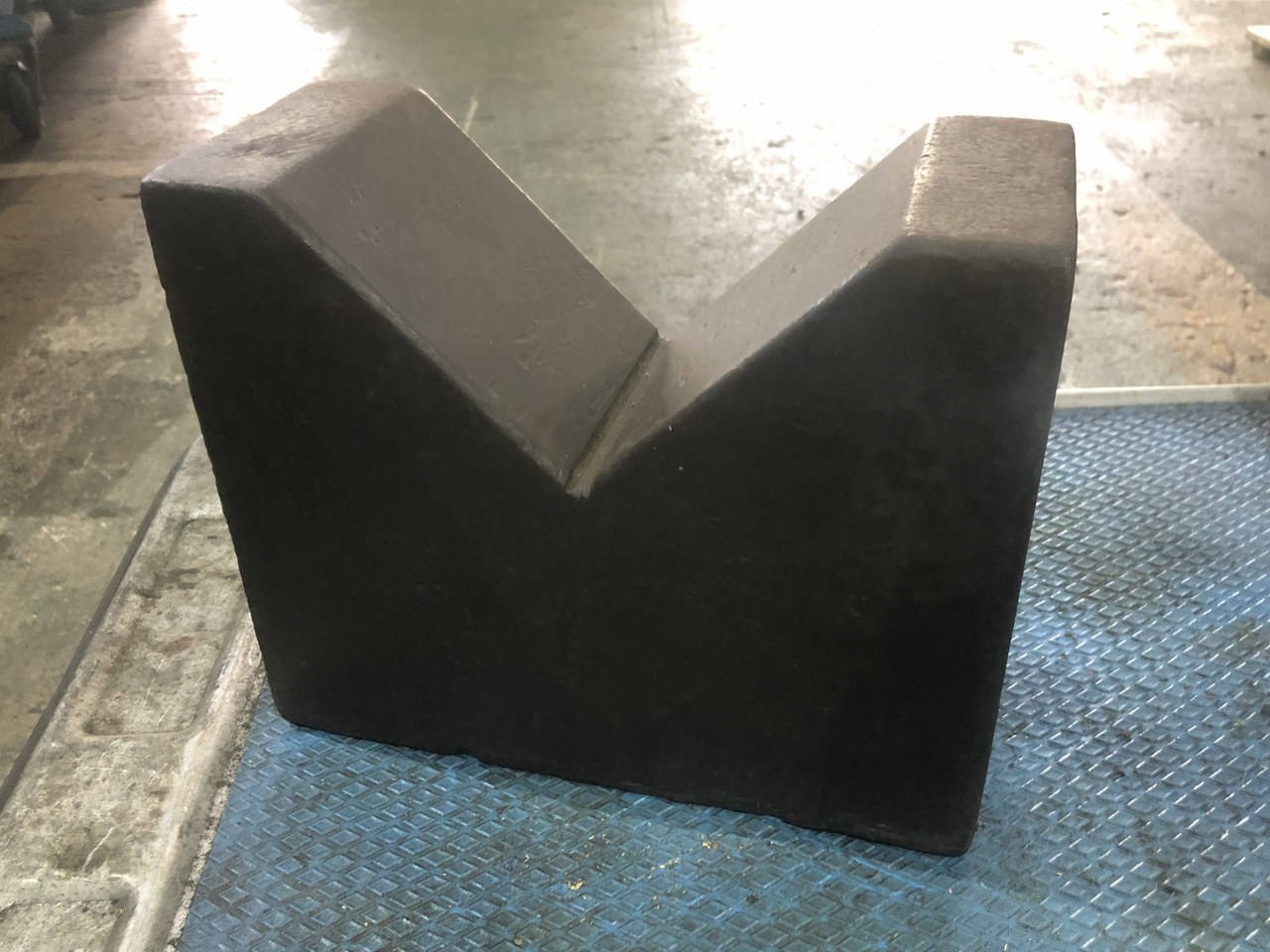 中古Block 【Vブロック】235ｘ100ｘH200mm Unknown