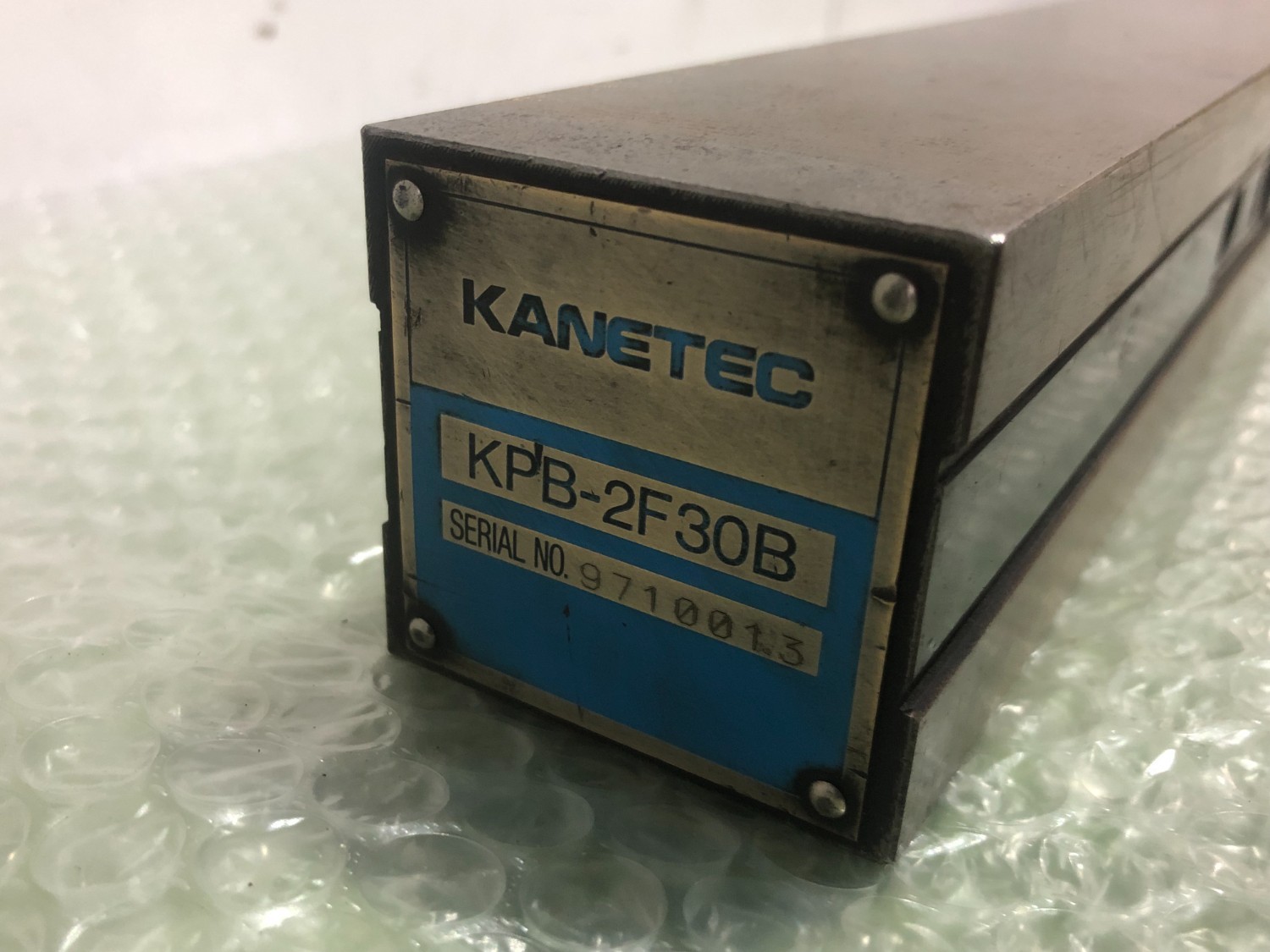 T2400121 両面吸着永磁ブロック KANETEC/カネテック KPB-2F30B【寸法:50×300×H50】 - 電動工具