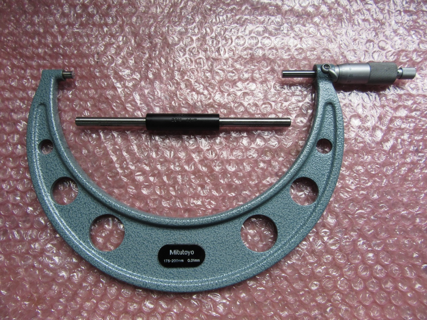 中古Outside micrometer 【外側マイクロメーター】175-200mm(0.01mm)  Mitutoyo