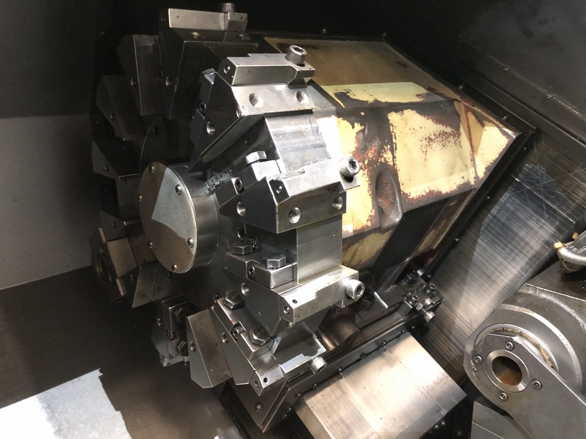 中古CNC Lathe X-150PLUS 