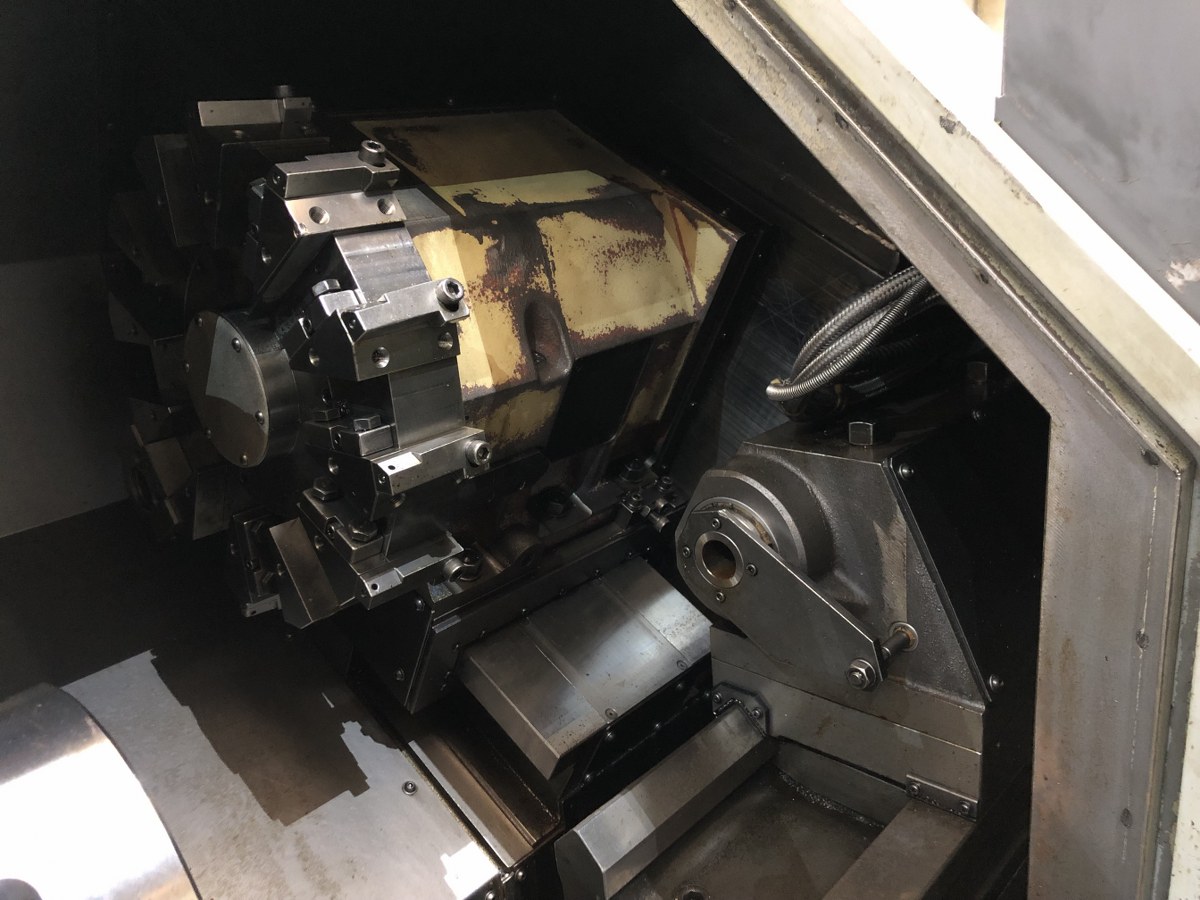 中古CNC Lathe X-150PLUS 