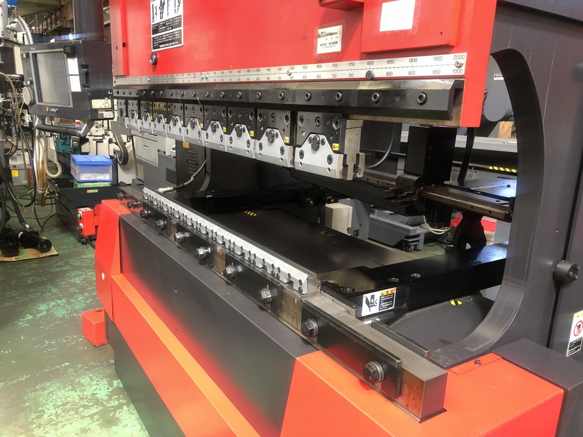 中古Hydraulic Press Brake [2.0m油圧ベンダー]FBD8020NT AMADA