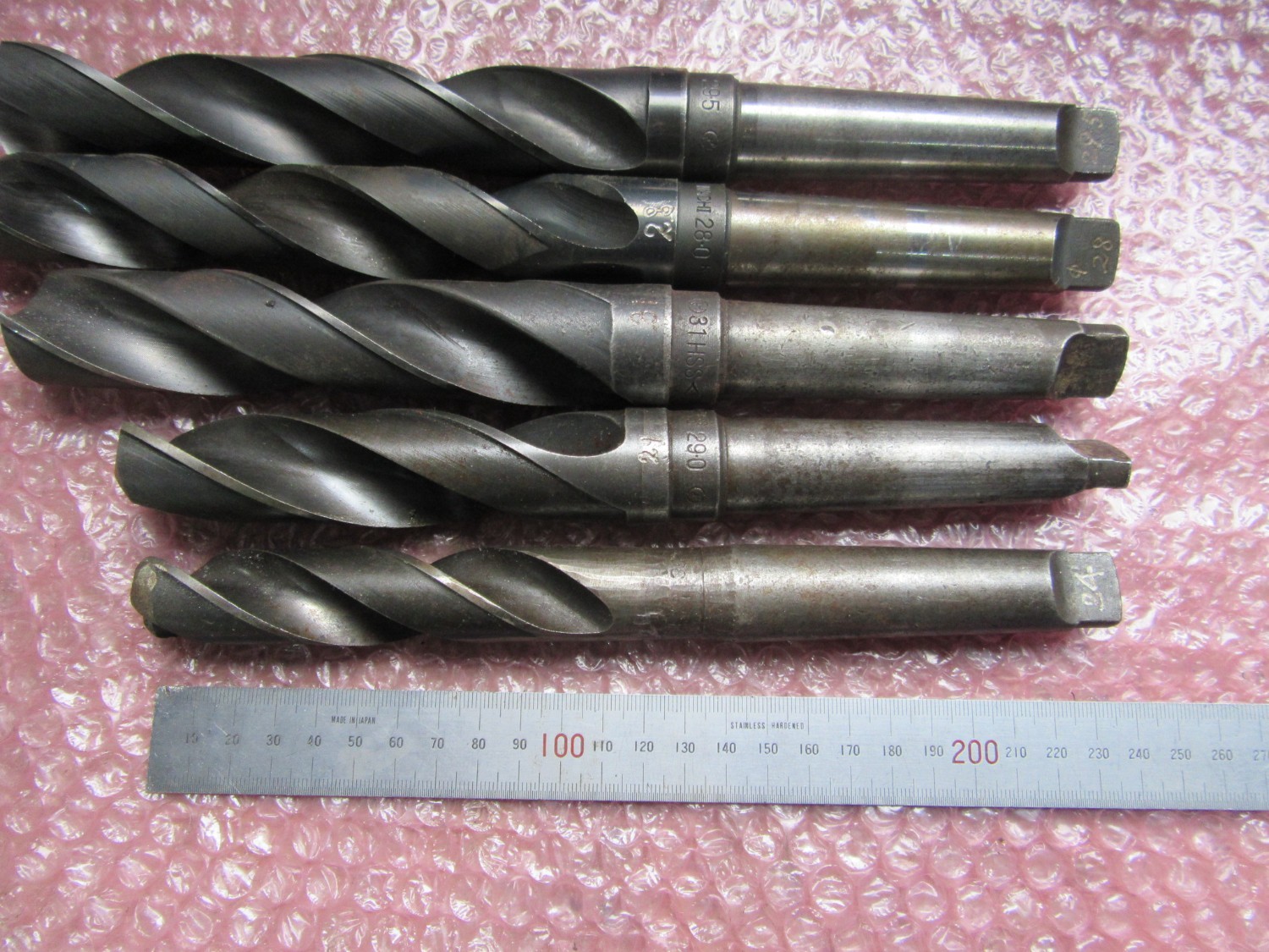 中古Taper shank drills テーパーシャンクドリル　1山　 様々なメーカーやサイズがあります。　