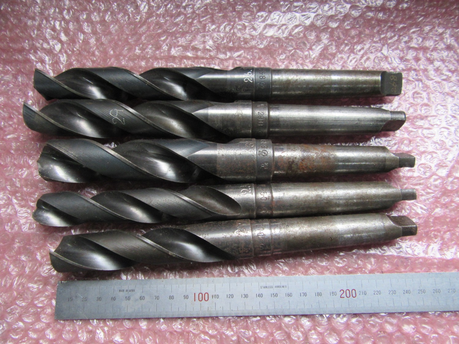 中古Taper shank drills テーパーシャンクドリル　1山 様々なメーカーやサイズがあります。