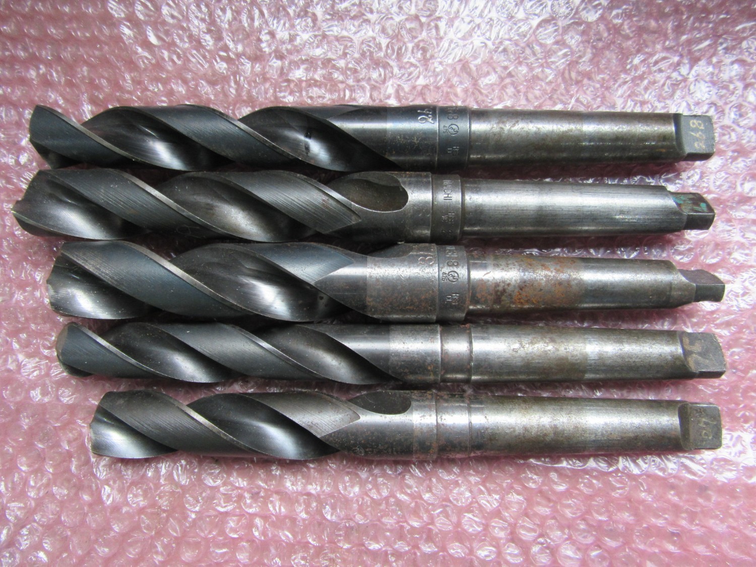 中古Taper shank drills テーパーシャンクドリル　1山 様々なメーカーやサイズがあります。