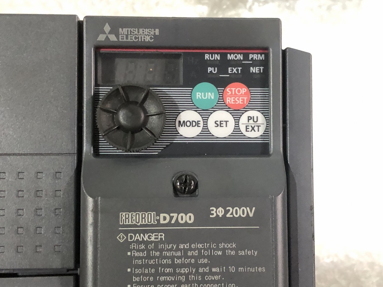 中古お買い得品・1山販売等 【インバーター】FR-D720-3.7k 三菱/MITSUBISHI