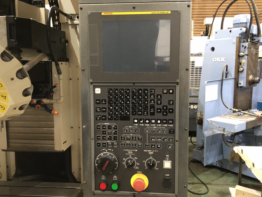 中古Vertical Machining Center αD14LiB5 FANUC