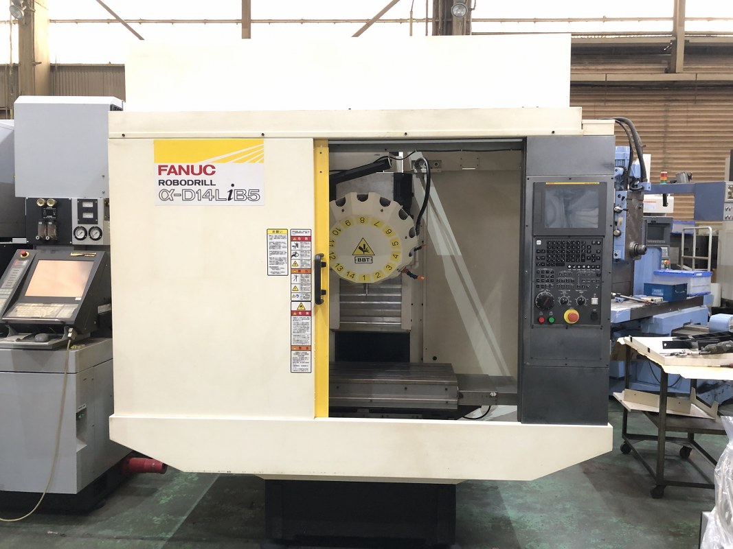 中古Vertical Machining Center αD14LiB5 ファナック