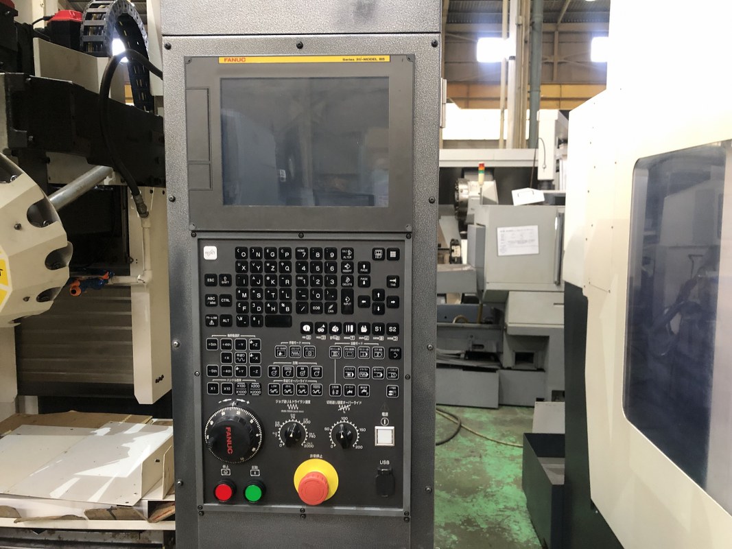 中古Vertical Machining Center αD14LiB5 FANUC