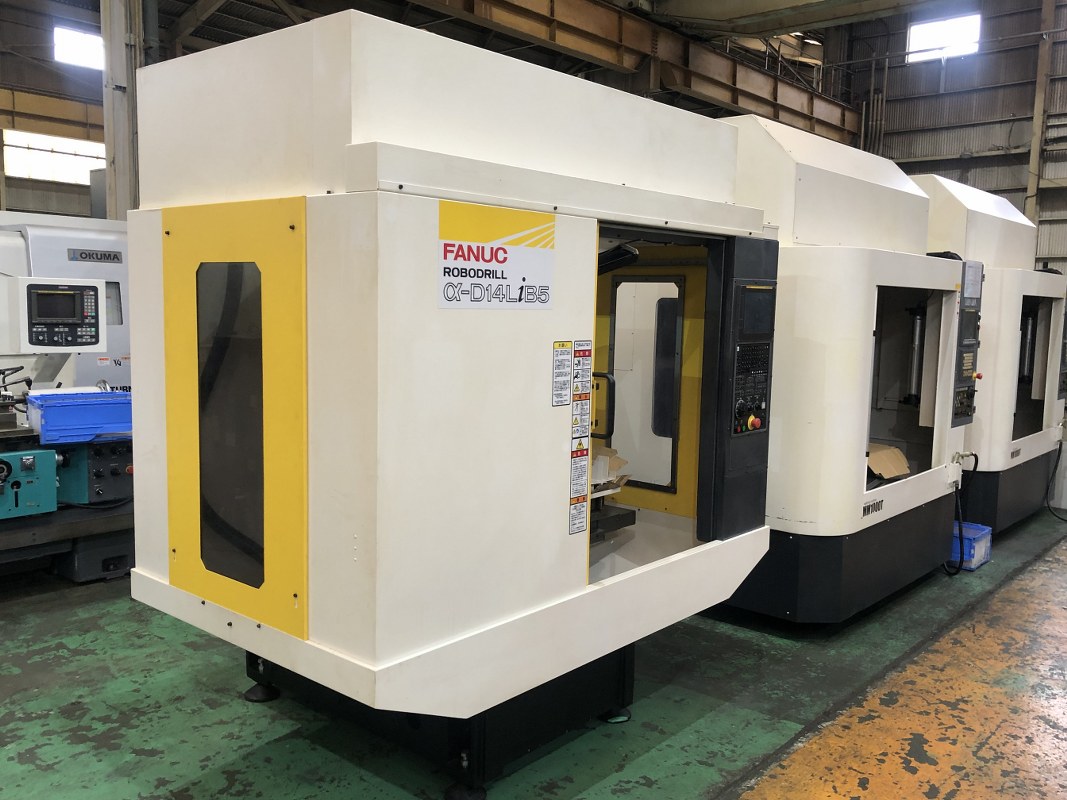 中古Vertical Machining Center αD14LiB5 FANUC