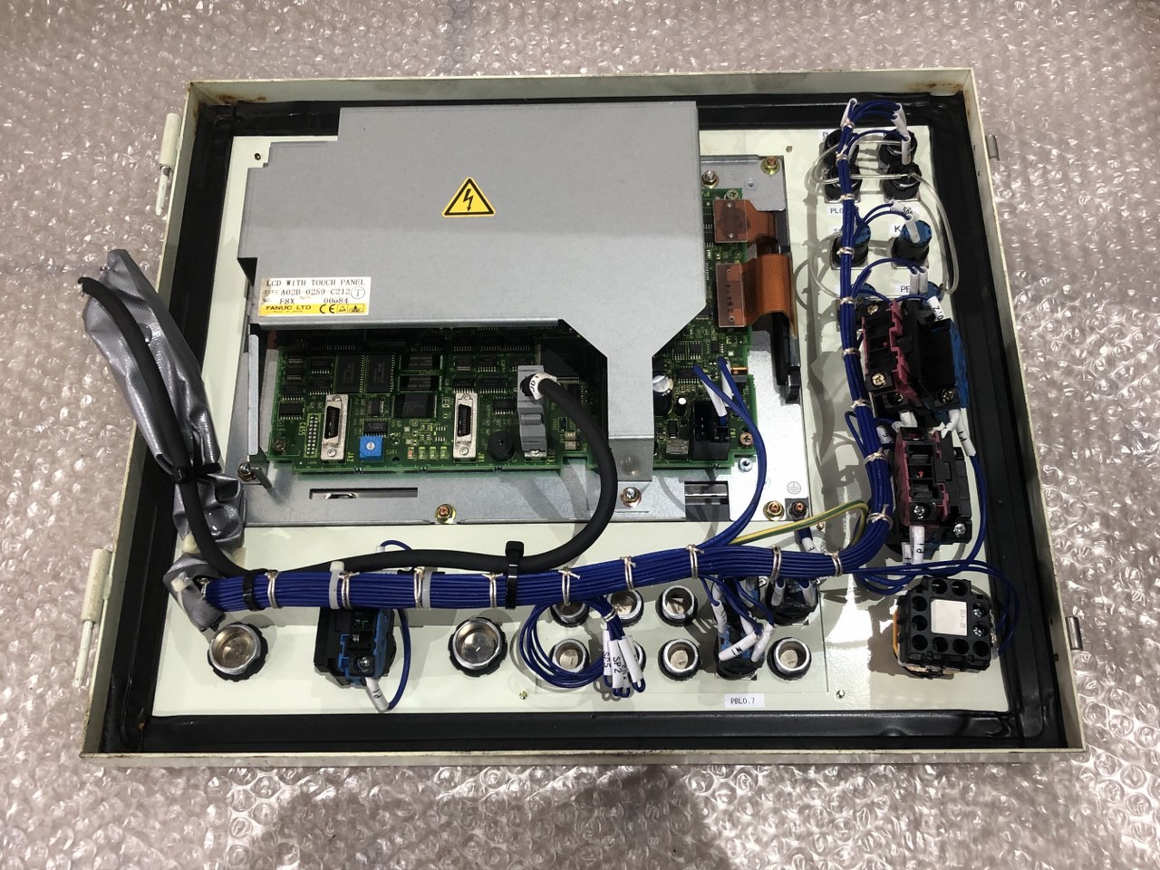 中古お買い得品・1山販売等 【タッチパネル】A02B-0259-C212 ファナック/FANUC