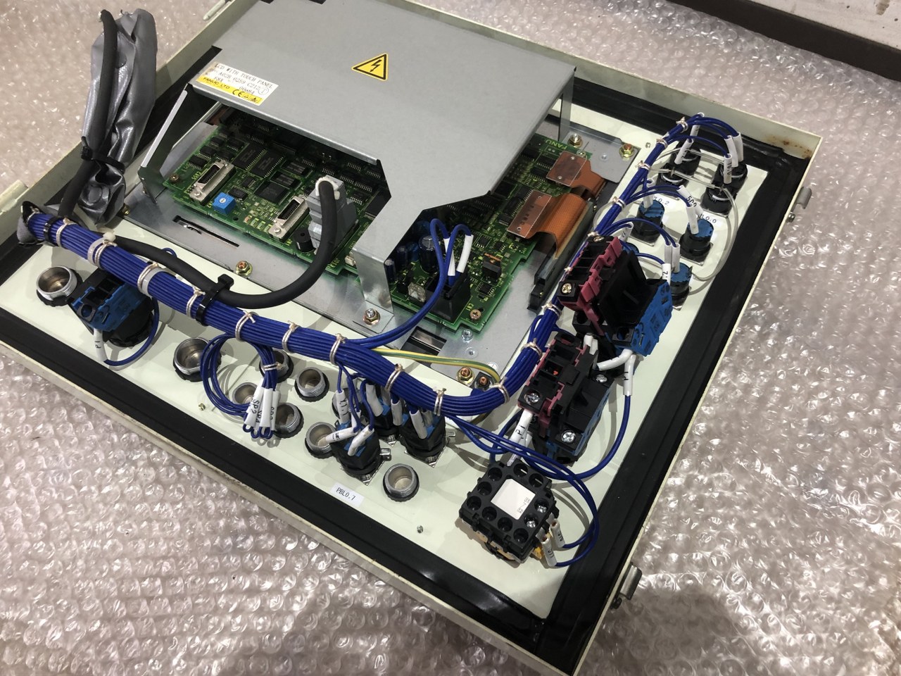 中古Special deals・Set etc 【タッチパネル】A02B-0259-C212 ファナック/FANUC