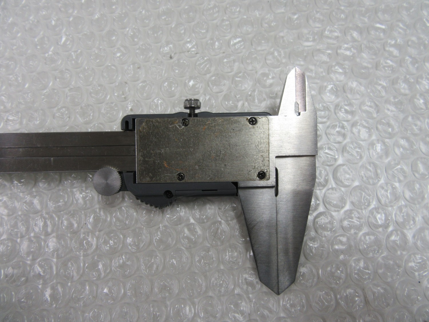 中古Vernier caliper 【デジタルノギス】200ｍｍ　 Mitutoyo