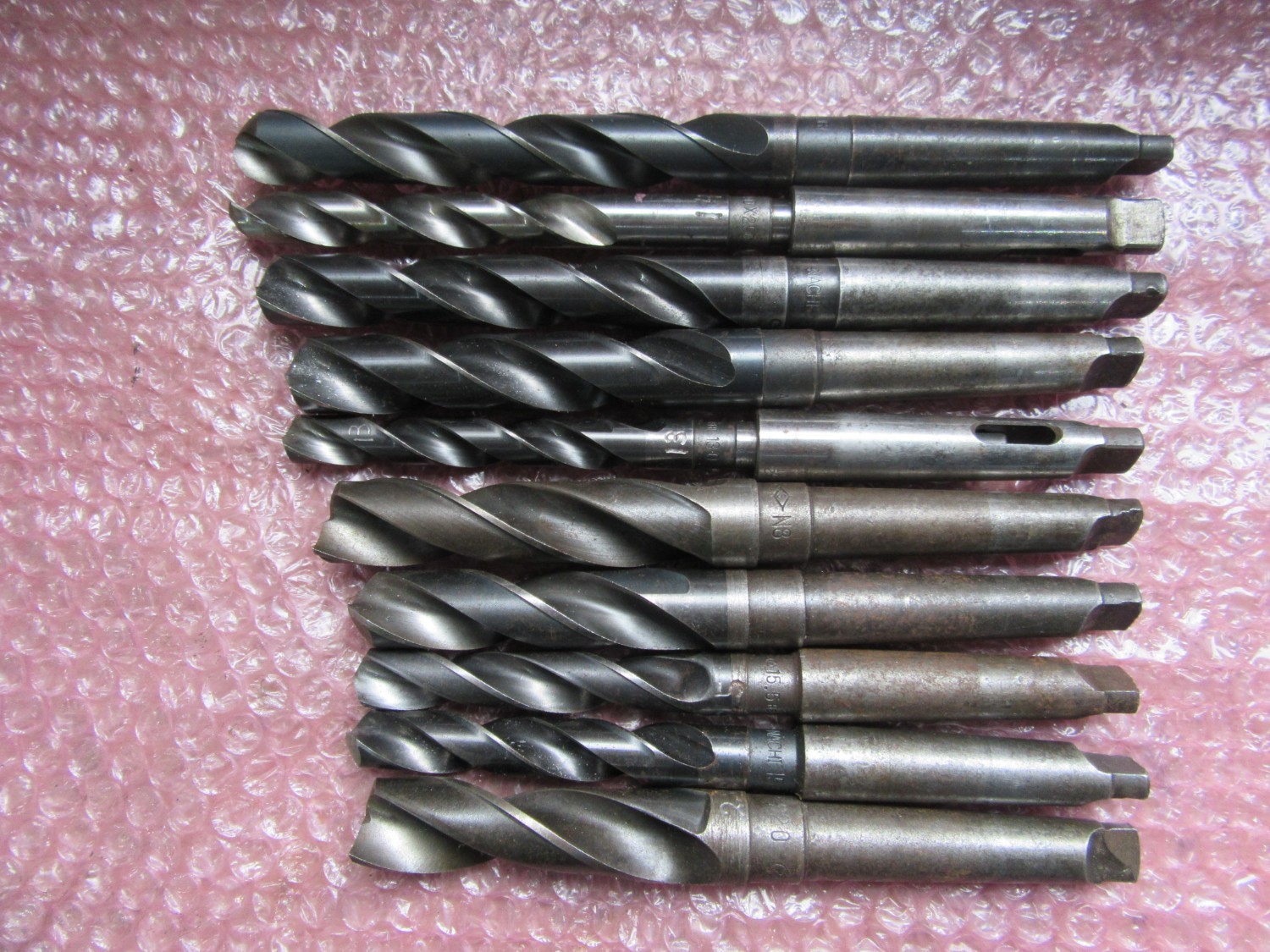 中古Taper shank drills テーパーシャンクドリル 1山 様々なメーカーやサイズがあります。