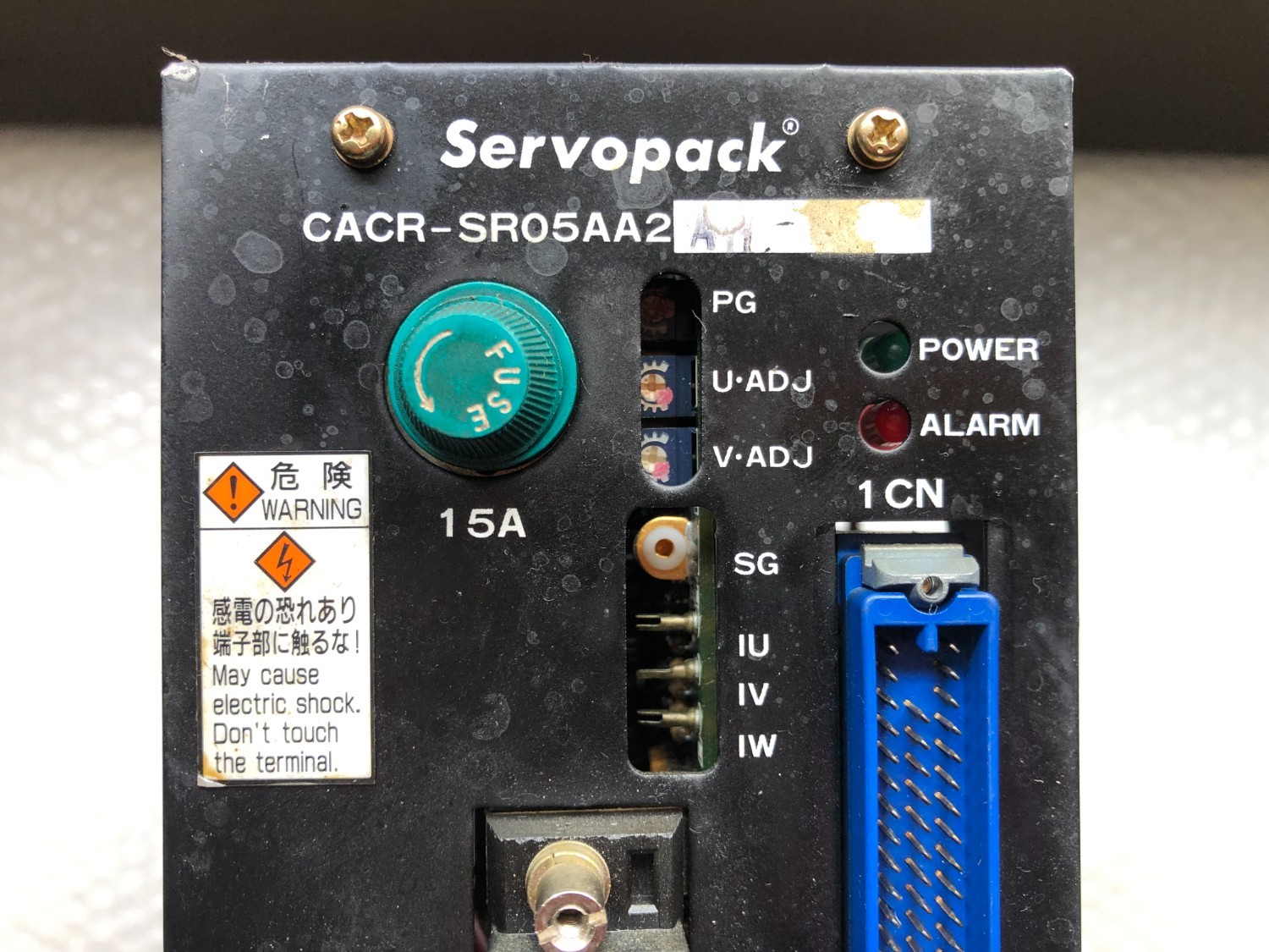 中古お買い得品・1山販売等 【サーボパック】CACR-SR05AA2 安川電機 YASKAWA ELECTRIC