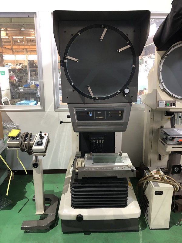 中古その他測定機 投影機【PJ-500】 ミツトヨ