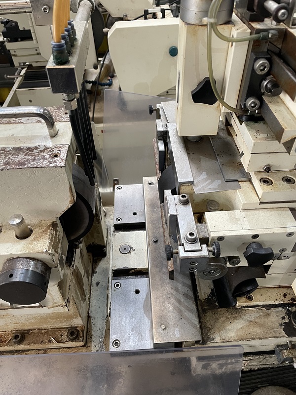 中古Centerless Grinding Machine センタレス【CG-7E】 IMAHASHI