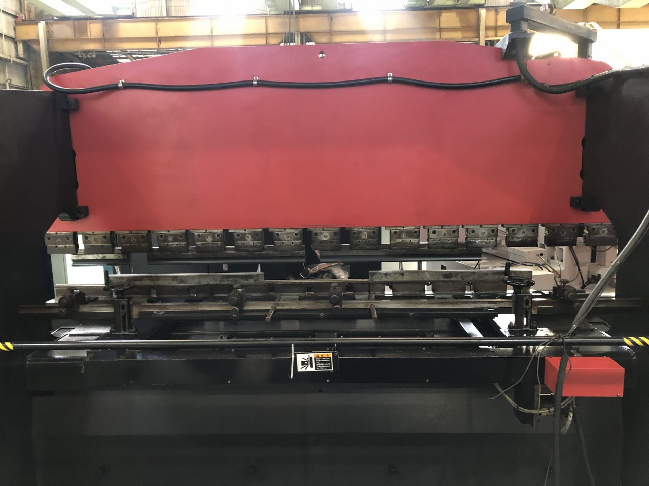 中古Hydraulic Press Brake RG-100 AMADA