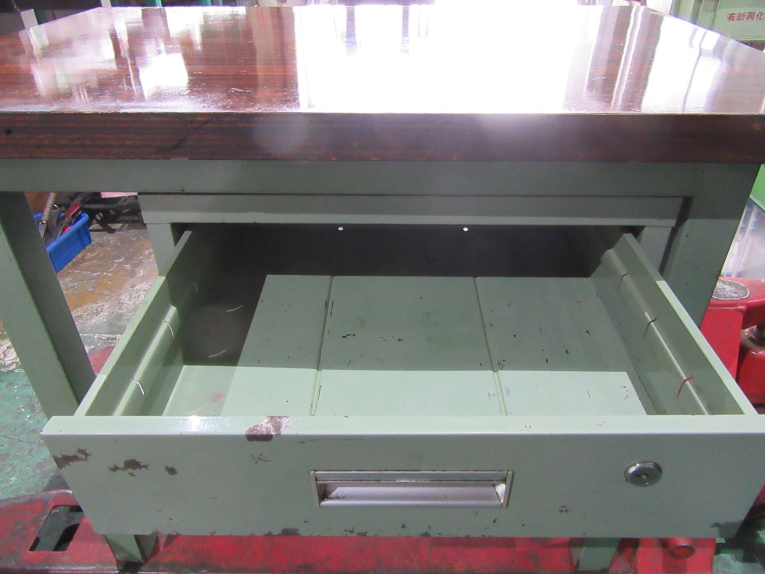 中古Hand tool and Storage 【作業台】W900xD595xH700(mm) unknow