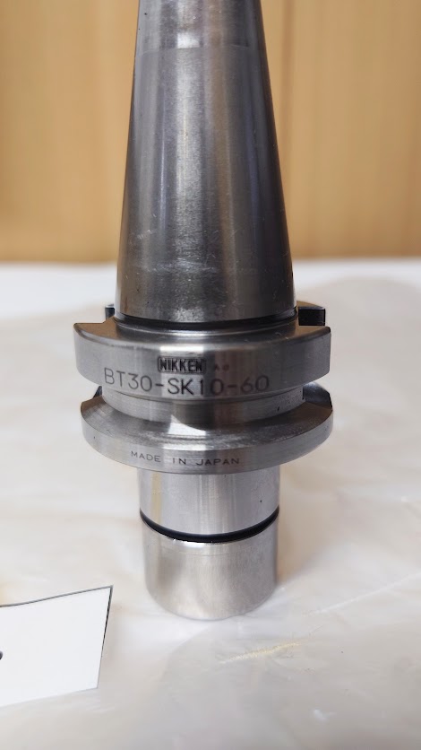 中古BT30 BT30-SK10-60 日研